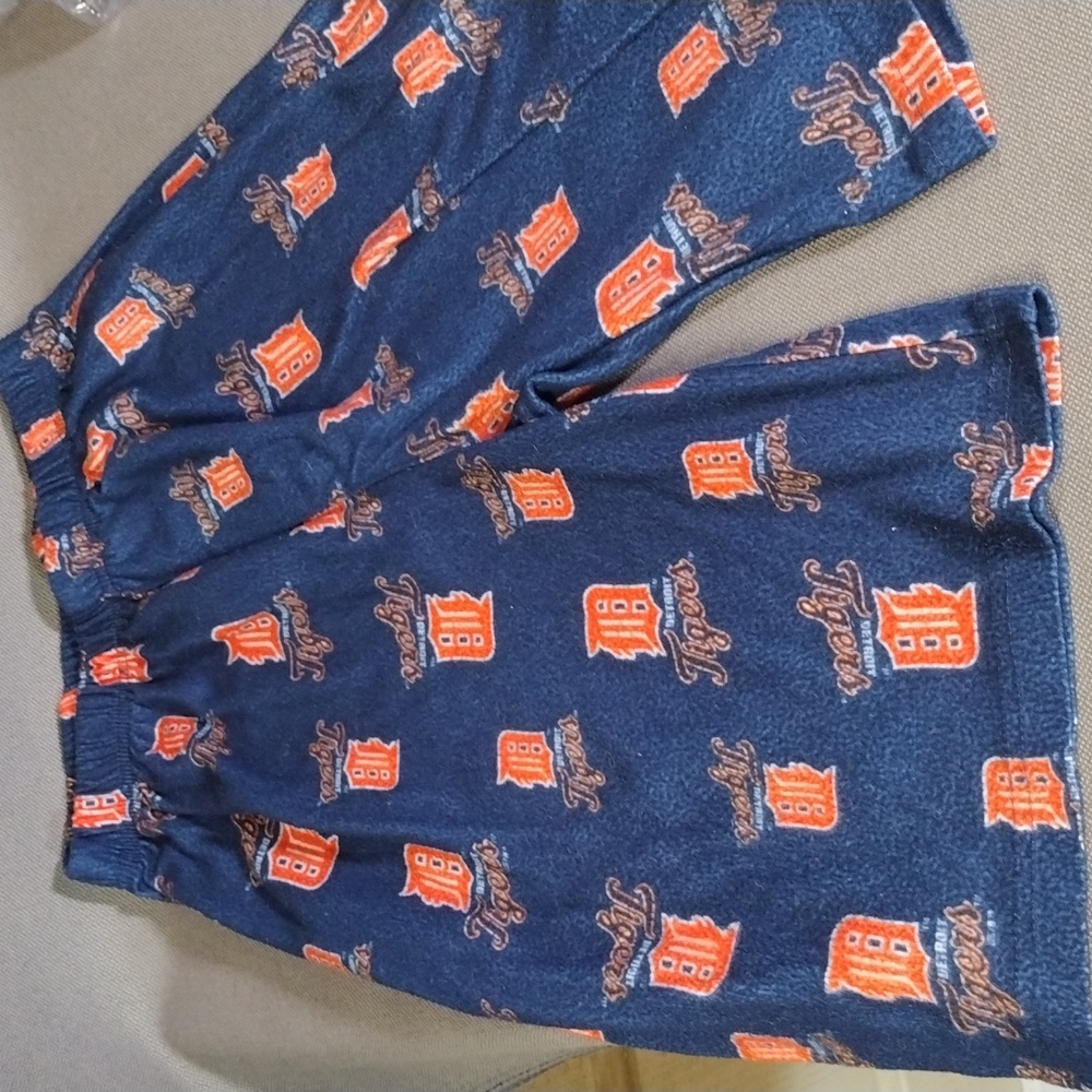 Detroit Tigers lounge pants M